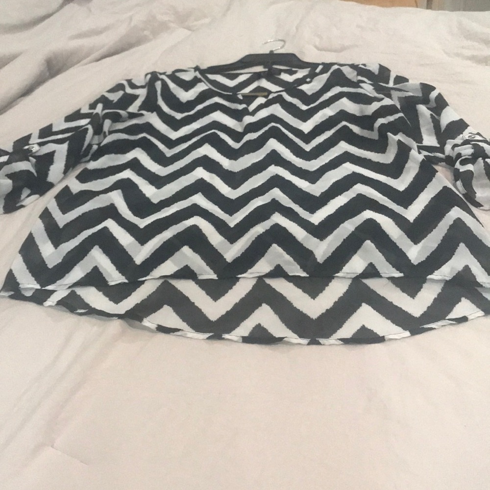 Large Chevron top - Picture 4 of 5